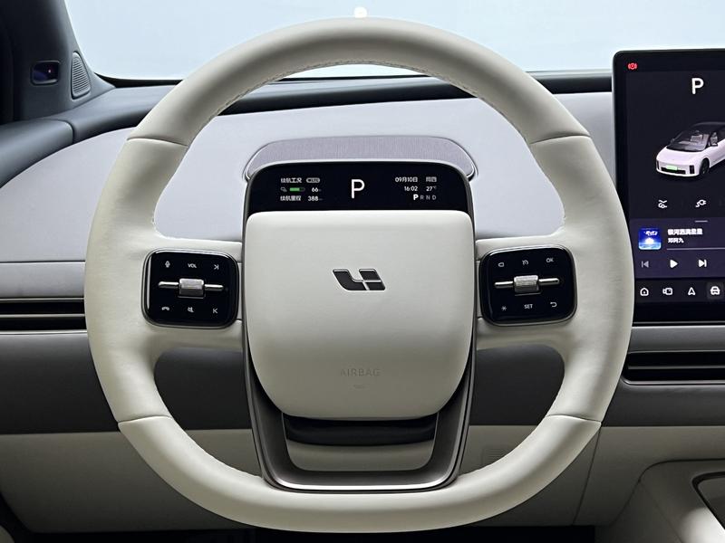 Li Auto Ideal i6 2025