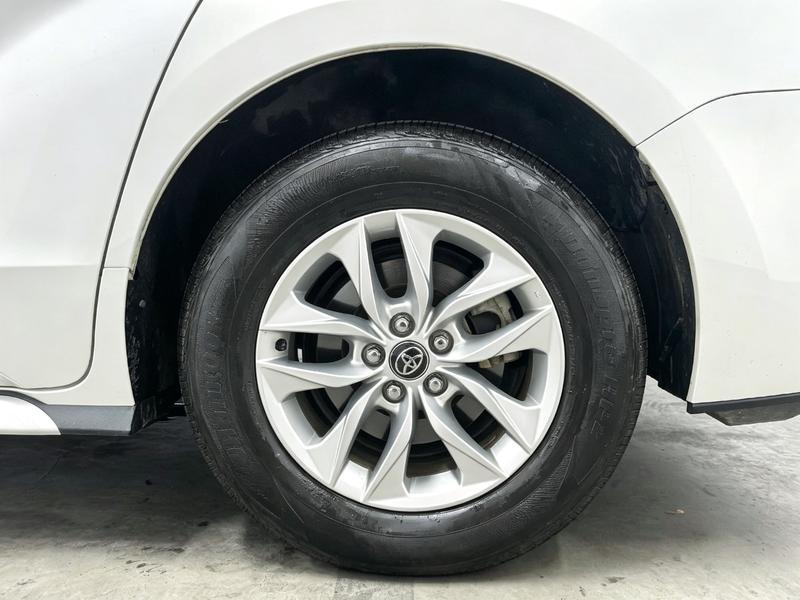 Toyota Gravia 2024