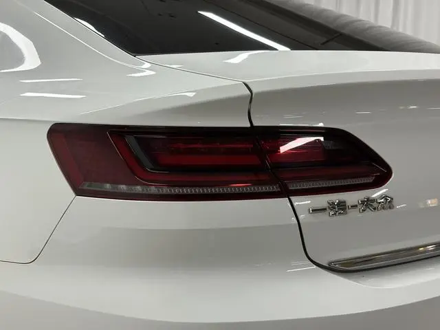 Volkswagen Volkswagen CC 330TSI Charm Edition Country VI