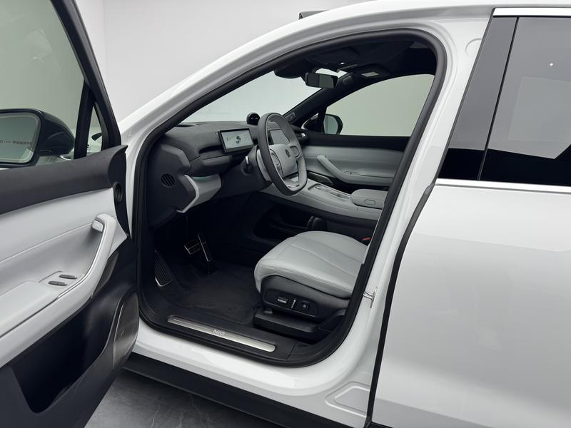 NIO NIO EC7 2023