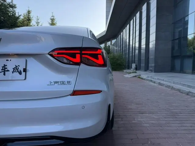 Chevrolet Cruze 1.5L Dual Clutch Enjoy Edition