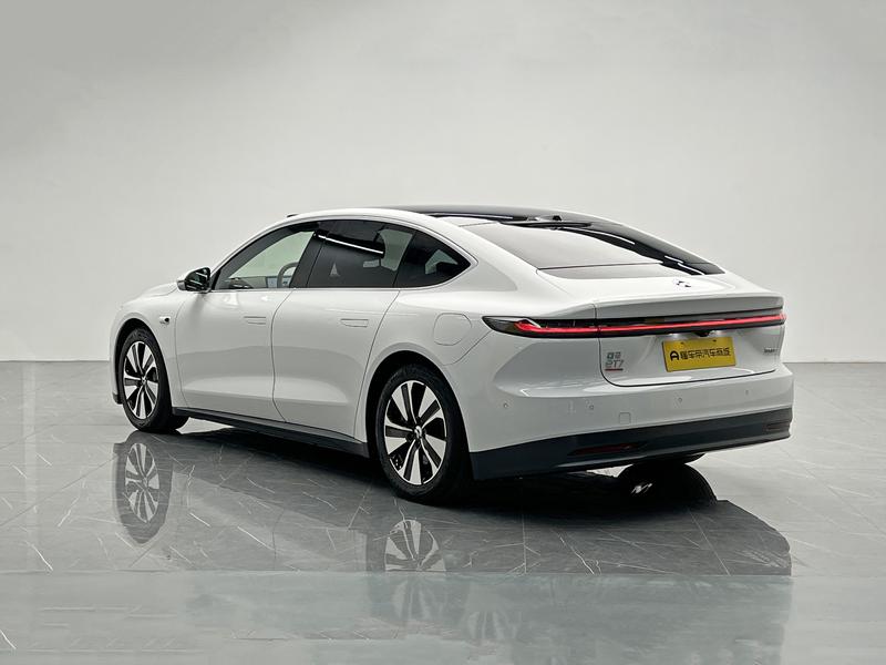NIO NIO ET7 2021