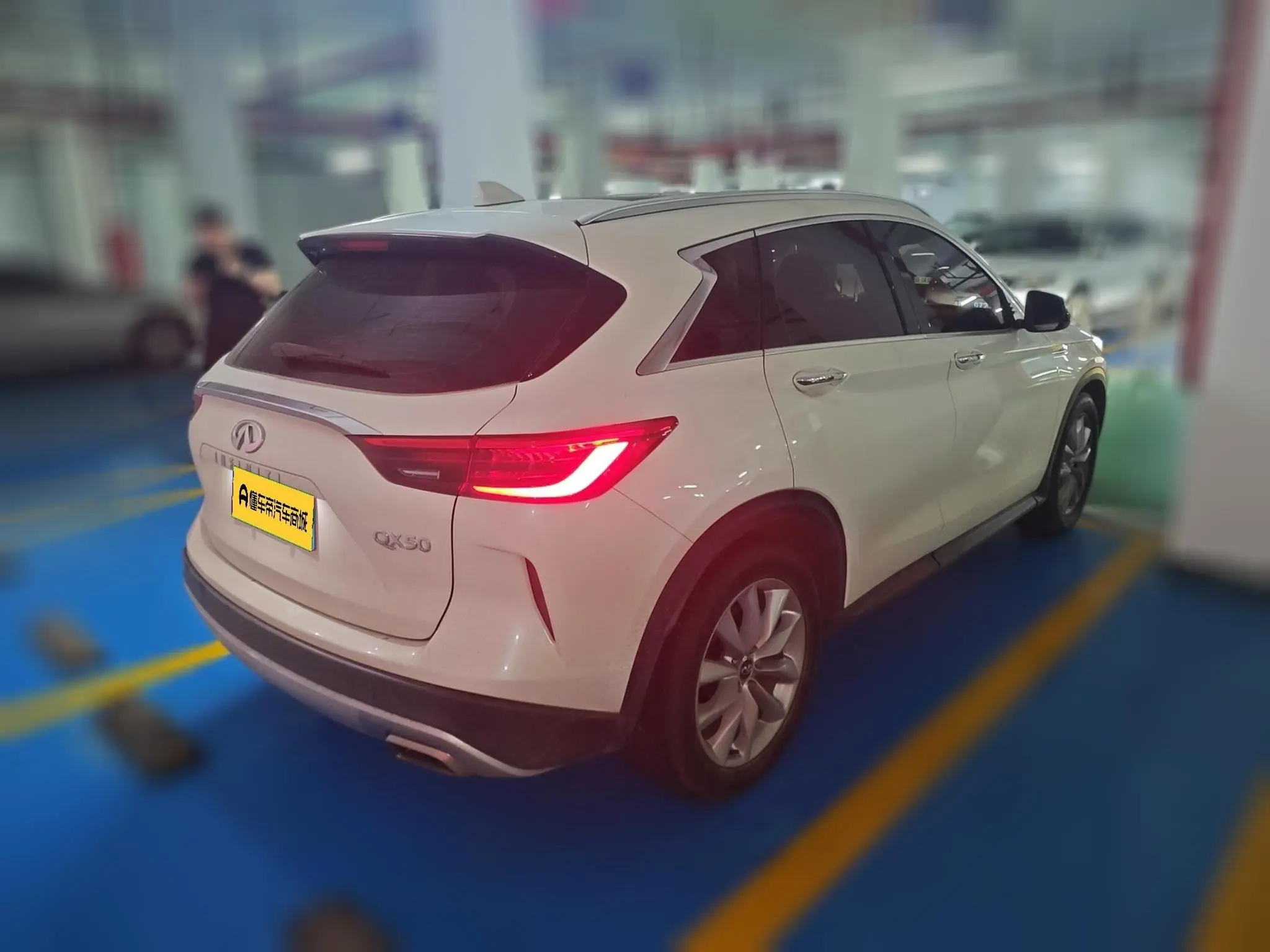 Infiniti Infiniti QX50 2.0T two-wheel drive fashion version