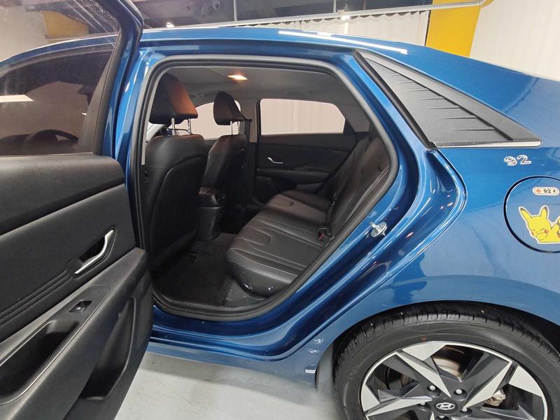 Hyundai Elantra 2022