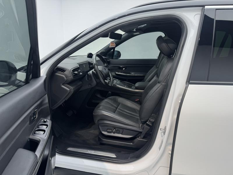 NIO NIO ES8 2020