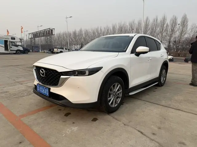 Mazda Mazda CX-5 2.0L automatic two-wheel drive Zhishang type
