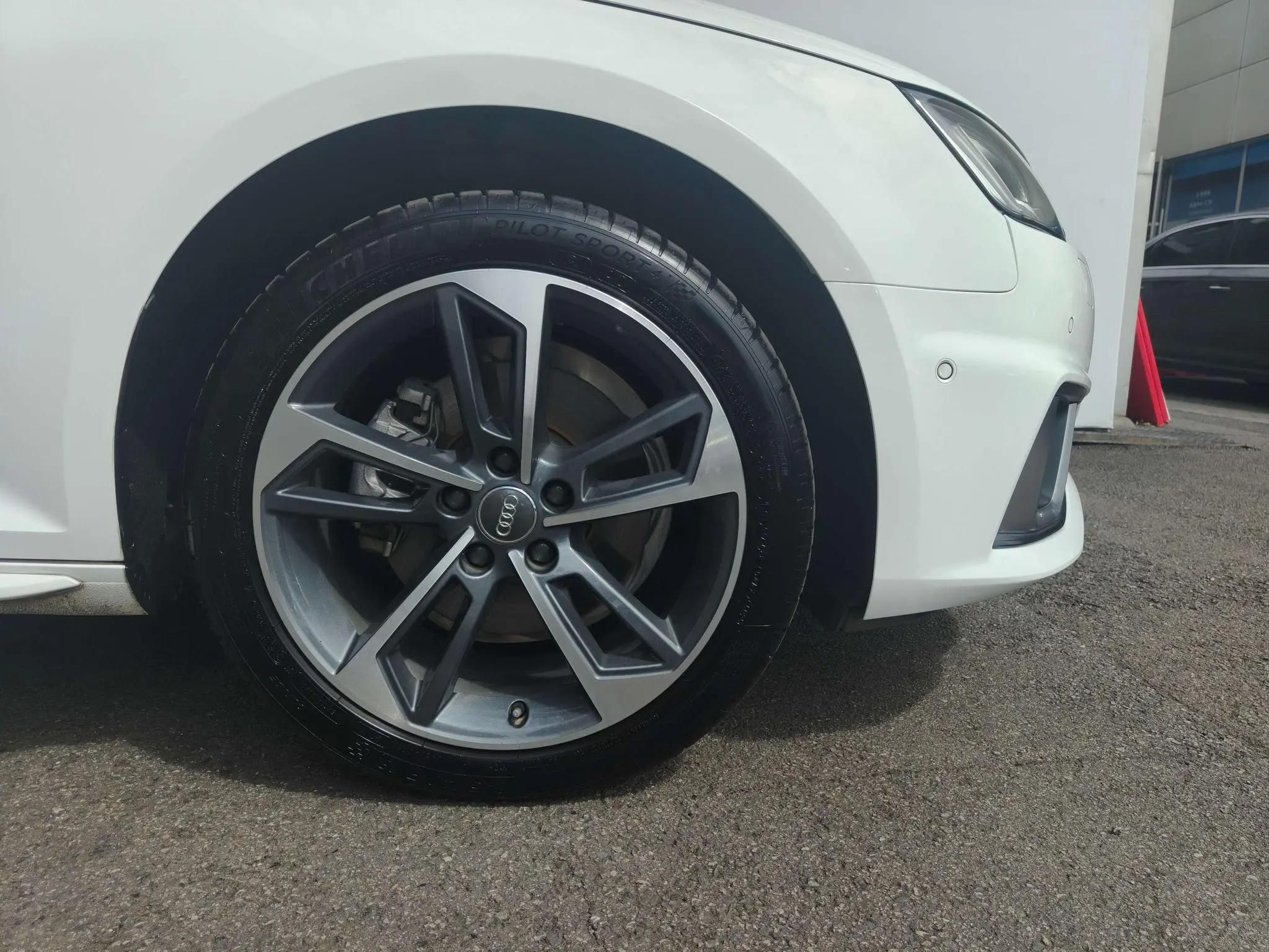 Audi Audi A4L 40 TFSI fashion country VI
