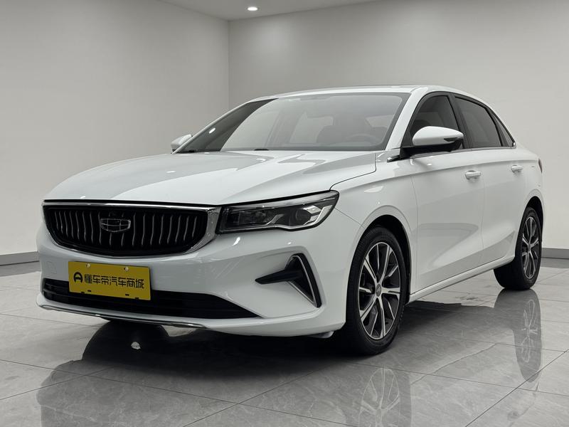 Geely Emgrand 2022