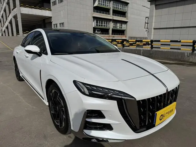 Hongqi Hongqi H6 2.0T Zhiyi Edition