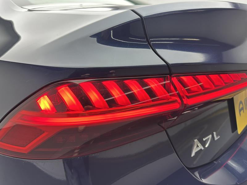 Audi Audi A7L 2024