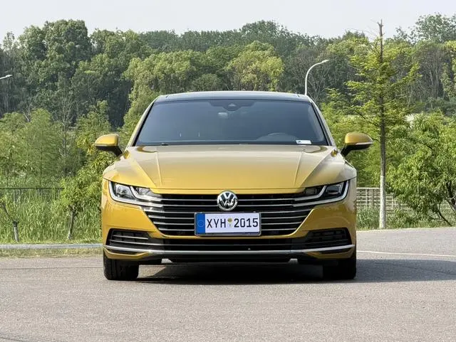 Volkswagen Volkswagen CC 330TSI Charm Edition Country V