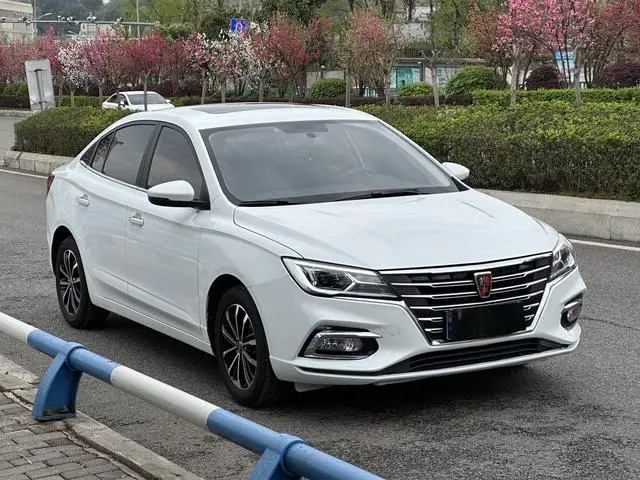 Roewe Roewe i5 1.5L Manual 4G Interconnection Linghao Ultimate Edition