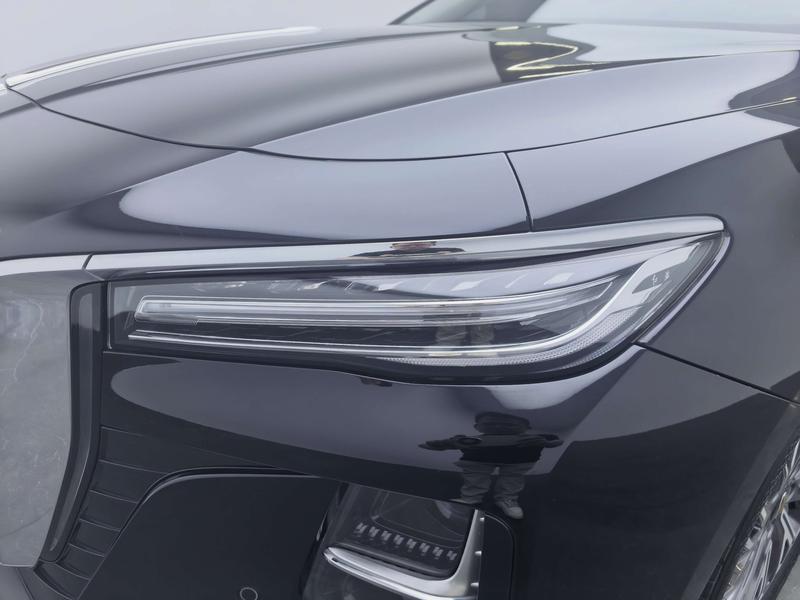 Hongqi Red Flag H5 2023