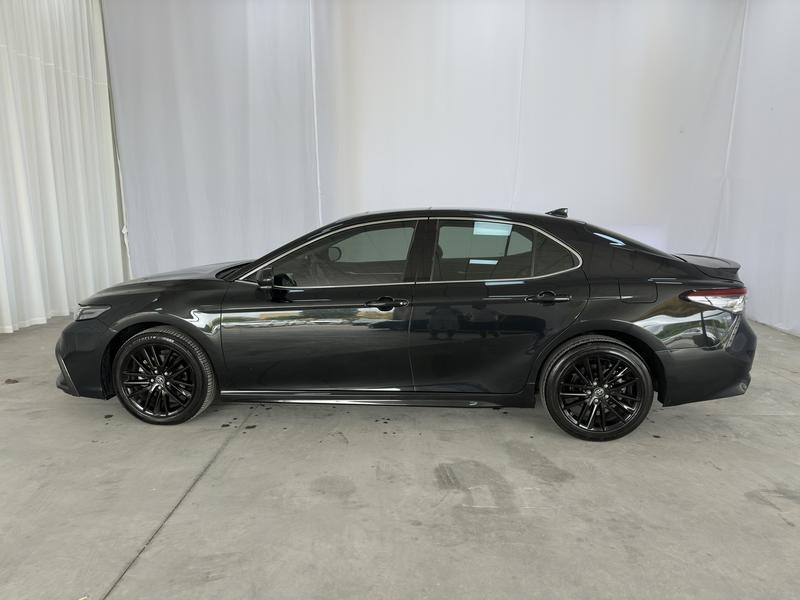 Toyota Camry 2023