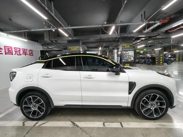 LYNK & CO Lynk 05 2.0TD two-wheel drive Halo