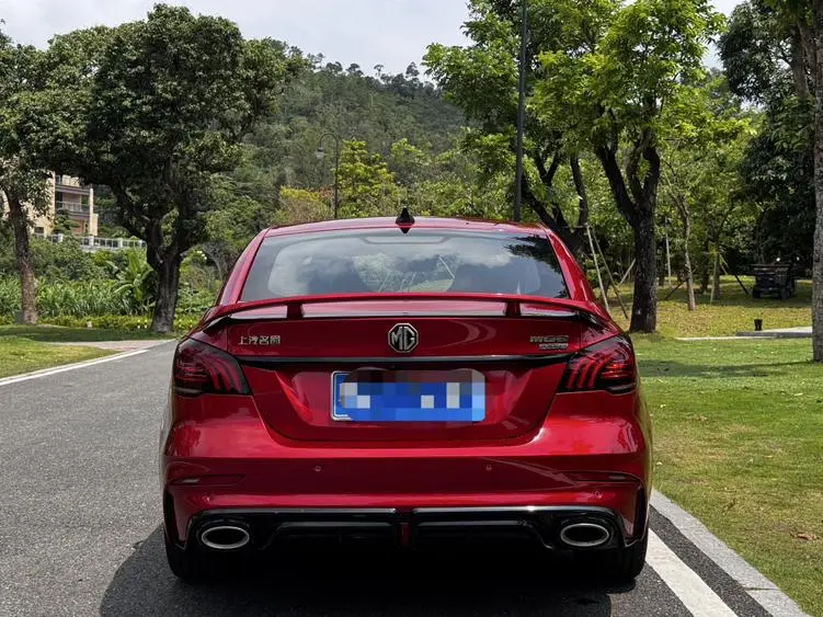 MG MG6 1.5T Automatic Trophy Deluxe Edition