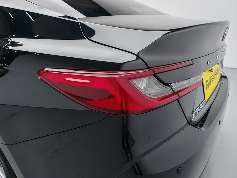 Toyota Camry 2024