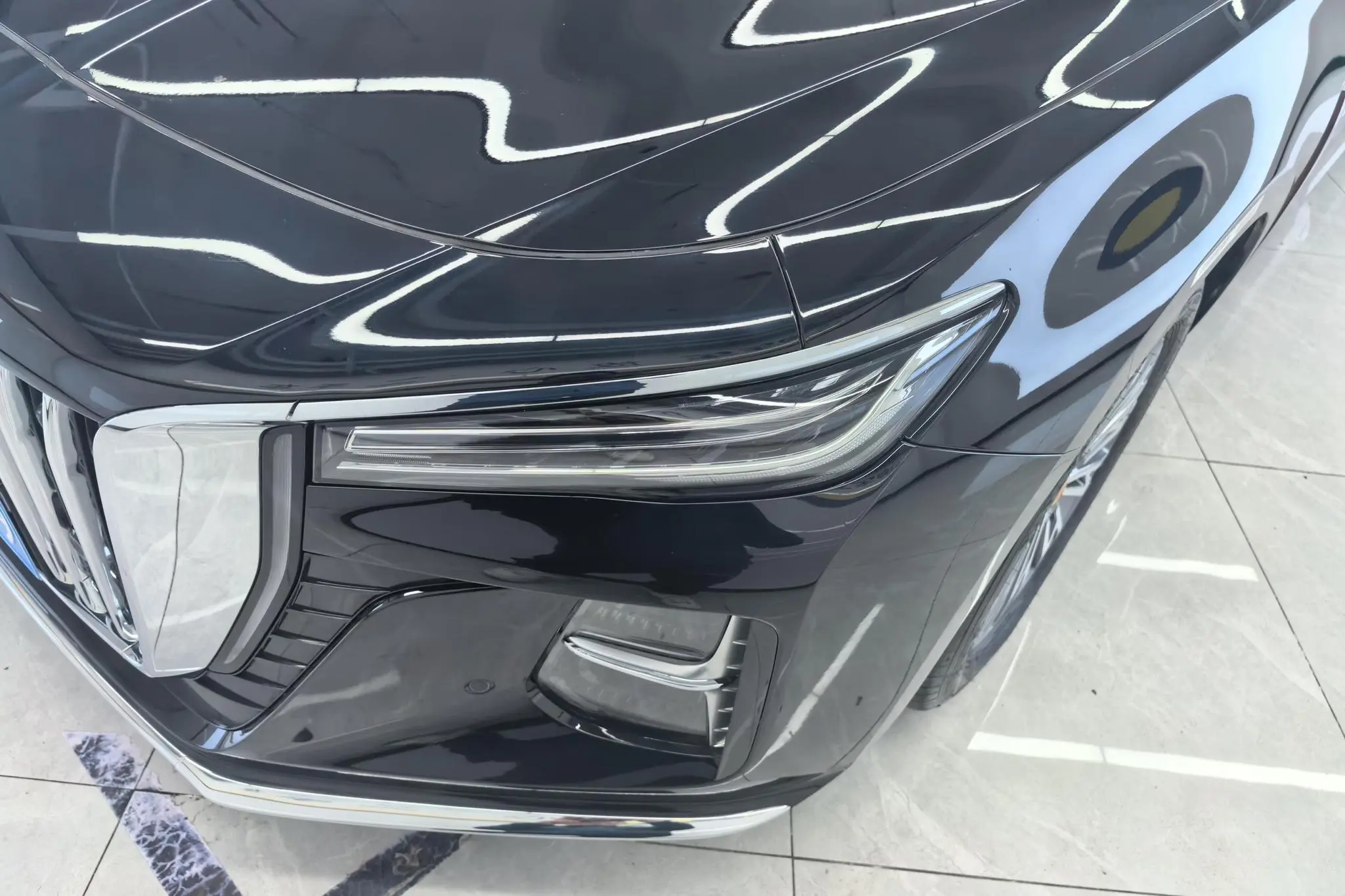 Hongqi Hongqi H5 1.5T DCT Zhilian Flag Rhyme Version