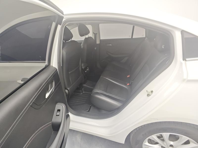 Roewe Roewe i5 2023
