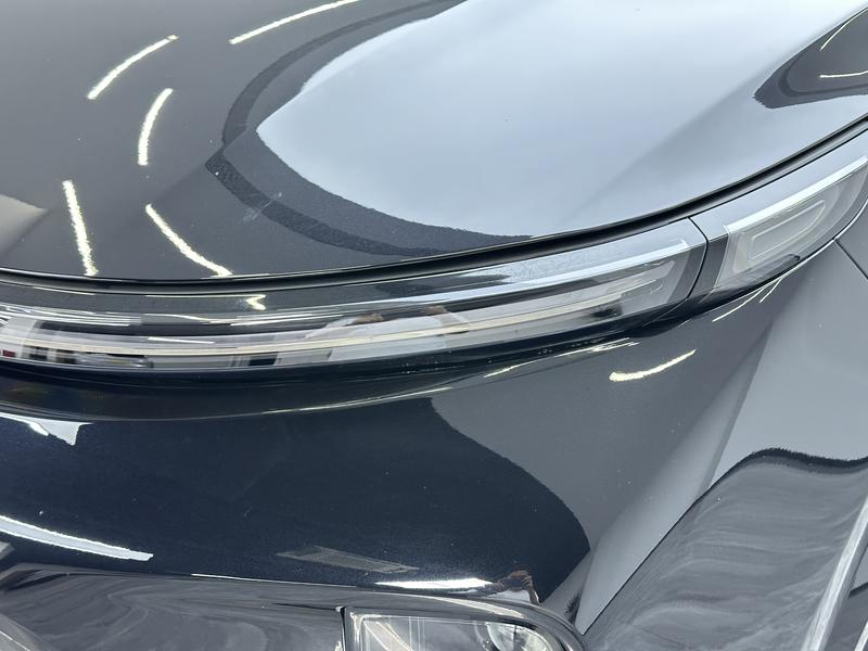Li Auto Ideal L9 2024