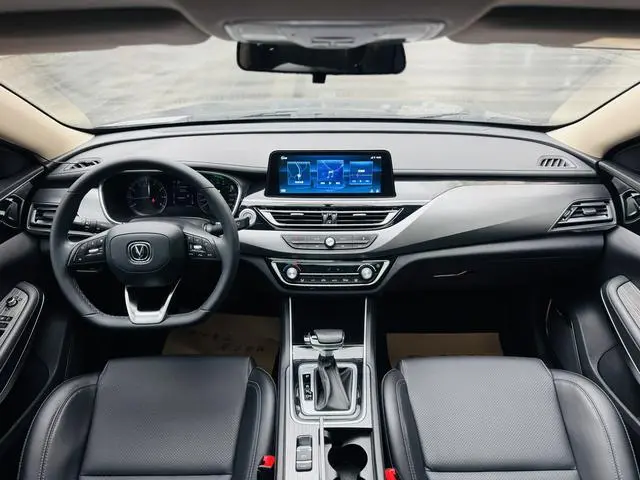 Changan Ruicheng CC Blue Whale Version 1.5T DCT Luxury
