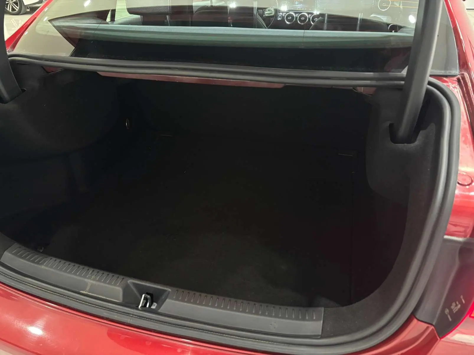 Mercedes-Benz Mercedes-Benz A-class A 200 L sports sedan