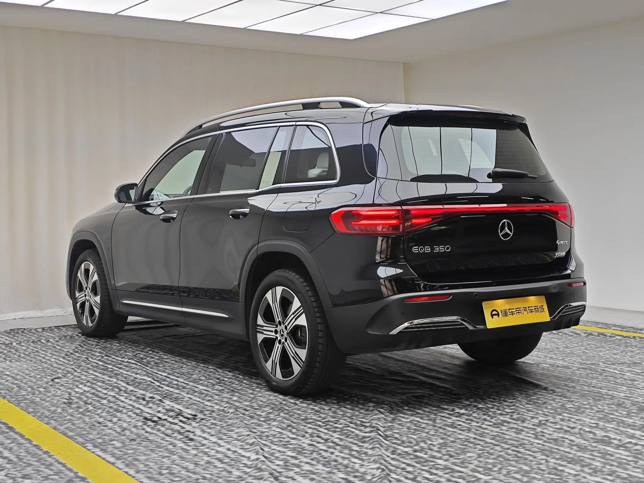 Mercedes-Benz Mercedes-Benz EQB Facelift EQB 350 4MATIC