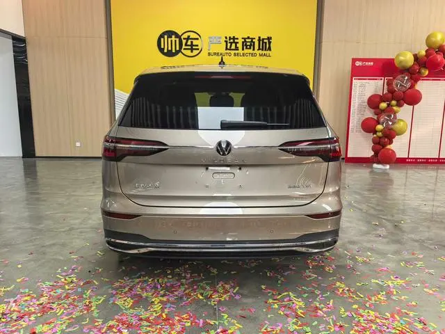 Volkswagen Weiran 380TSI Premium Edition