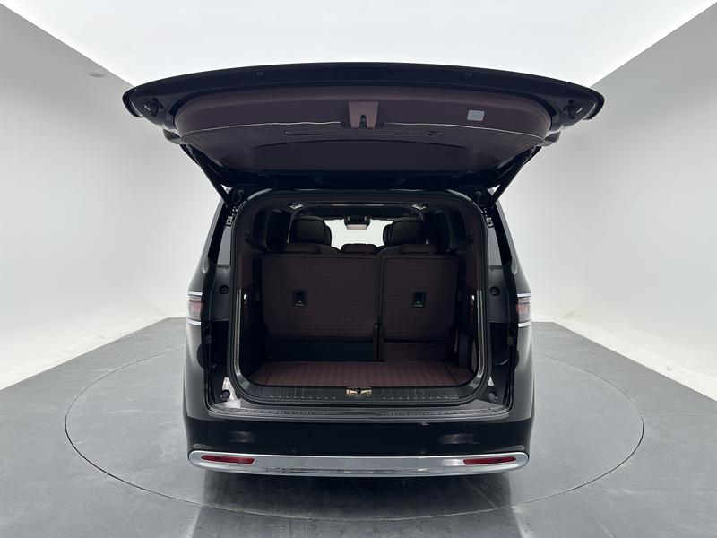 Luxeed Zhijie V9 2026