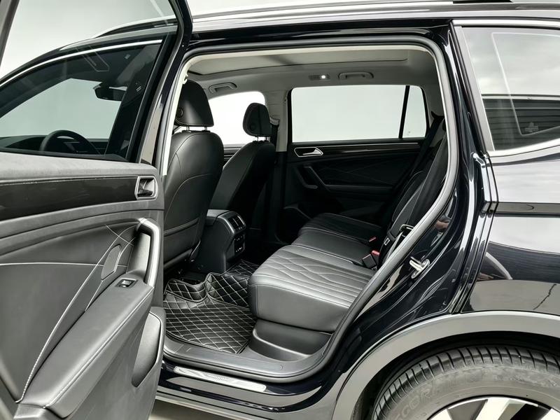 Volkswagen Tiguan L 2022