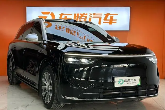AITO Ask the world M8 Extended range Max+ six-seater version