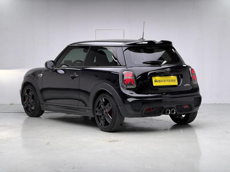 MINI MINI JCW 2017