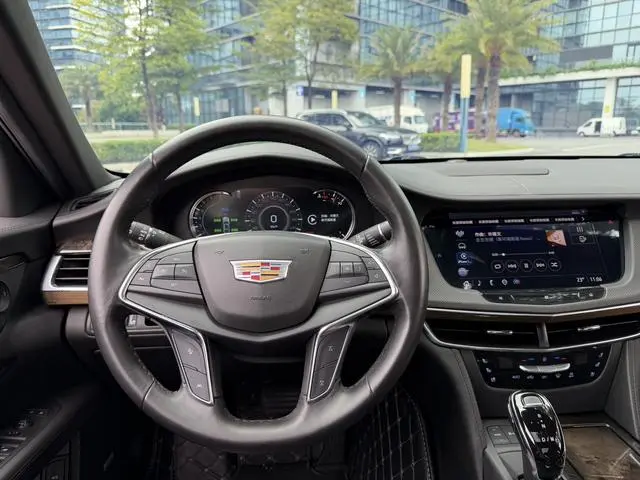 Cadillac Cadillac CT6 28T luxury