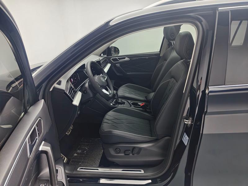 Volkswagen Tiguan L 2024