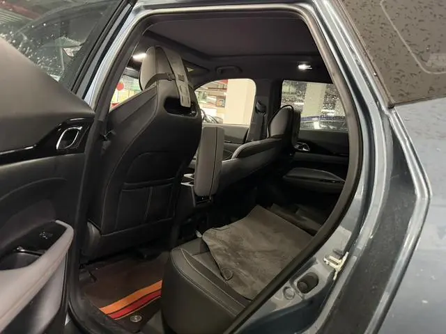 Changan Auchan Changan Auchan Z6 Blue Whale 1.5T DCT Smart Collar City Edition