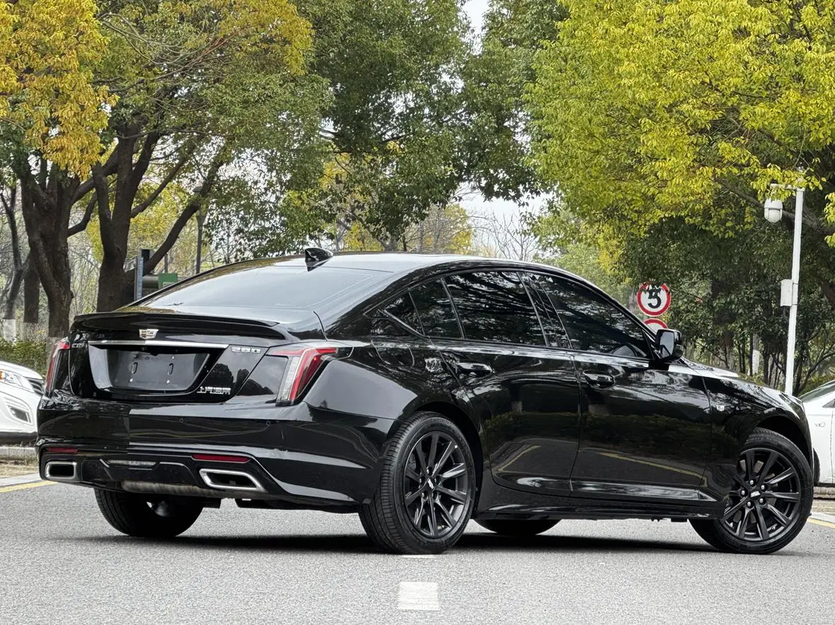 Cadillac Cadillac CT5 28T premium type