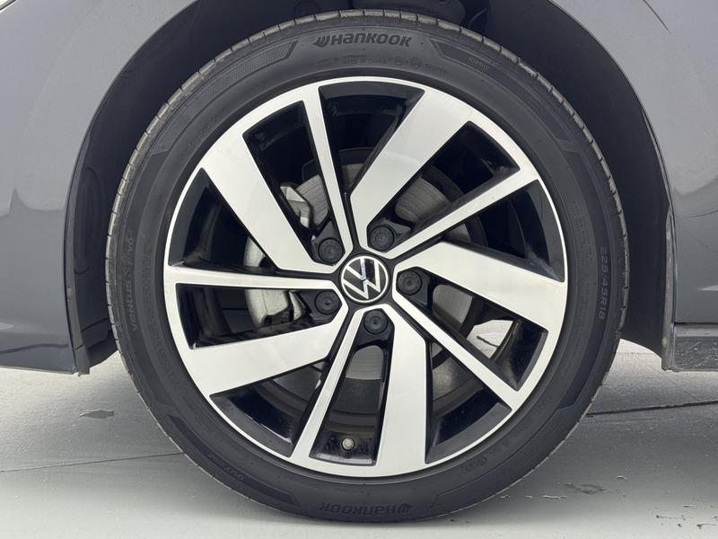 Volkswagen Sagitar 2024