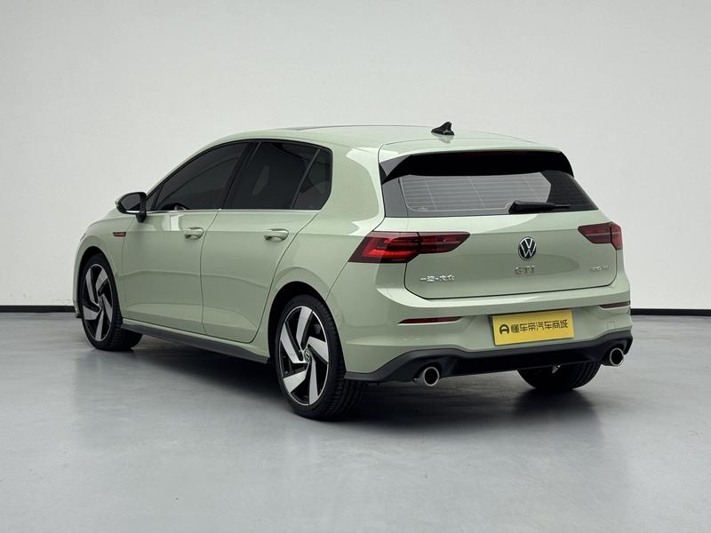 Volkswagen Golf GTI 2023