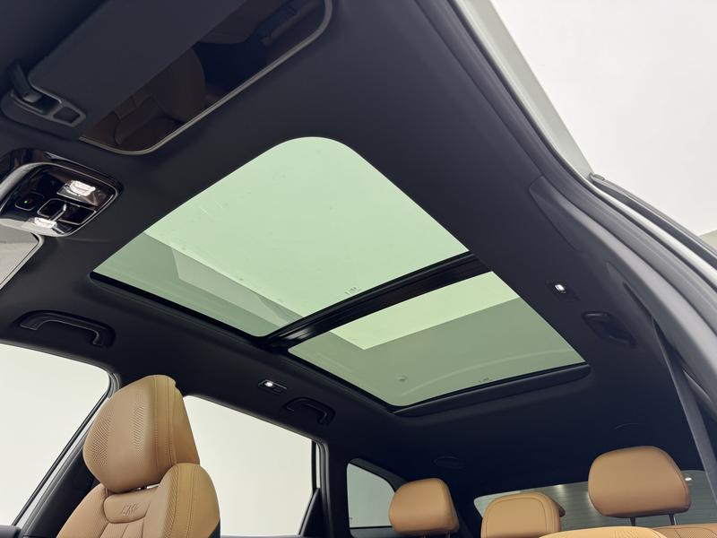 Geely Boyue L 2025