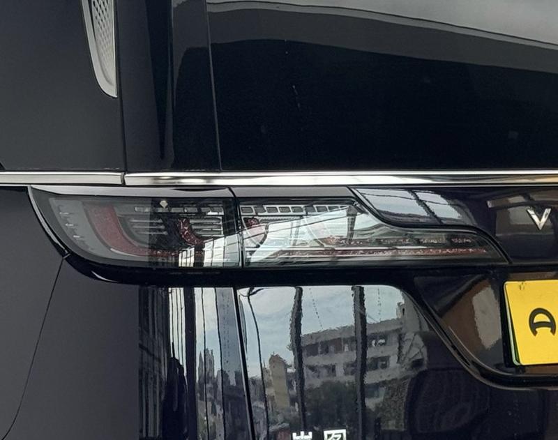 Voyah Lantu Dreamer PHEV 2024