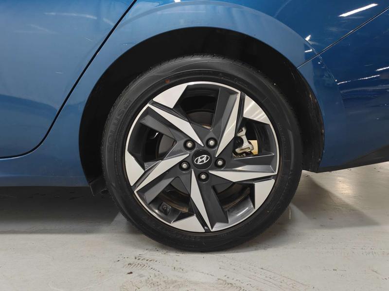 Hyundai Elantra 2022