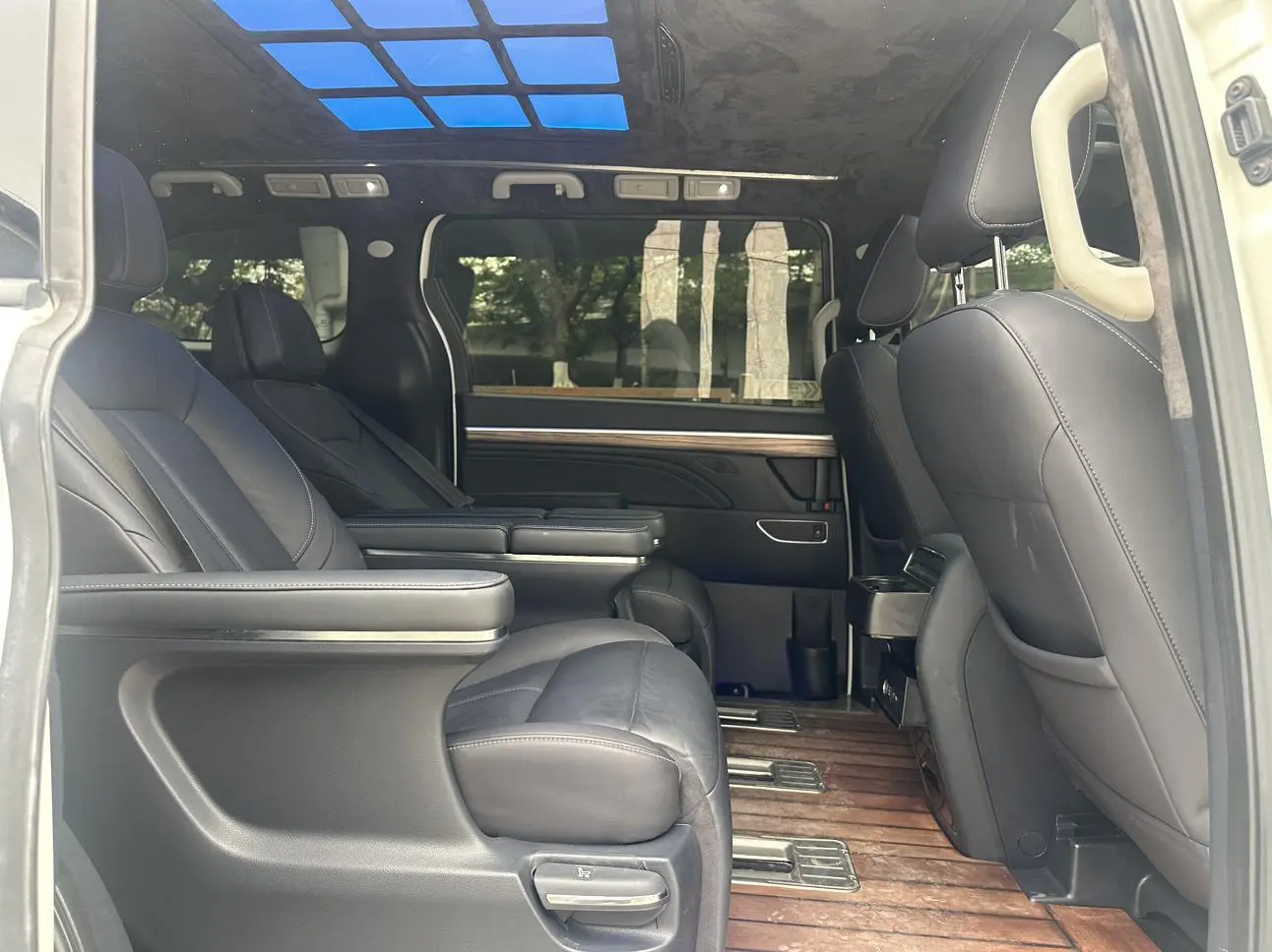 GAC Trumpchi M8 Master Series 390T Extreme Edition
