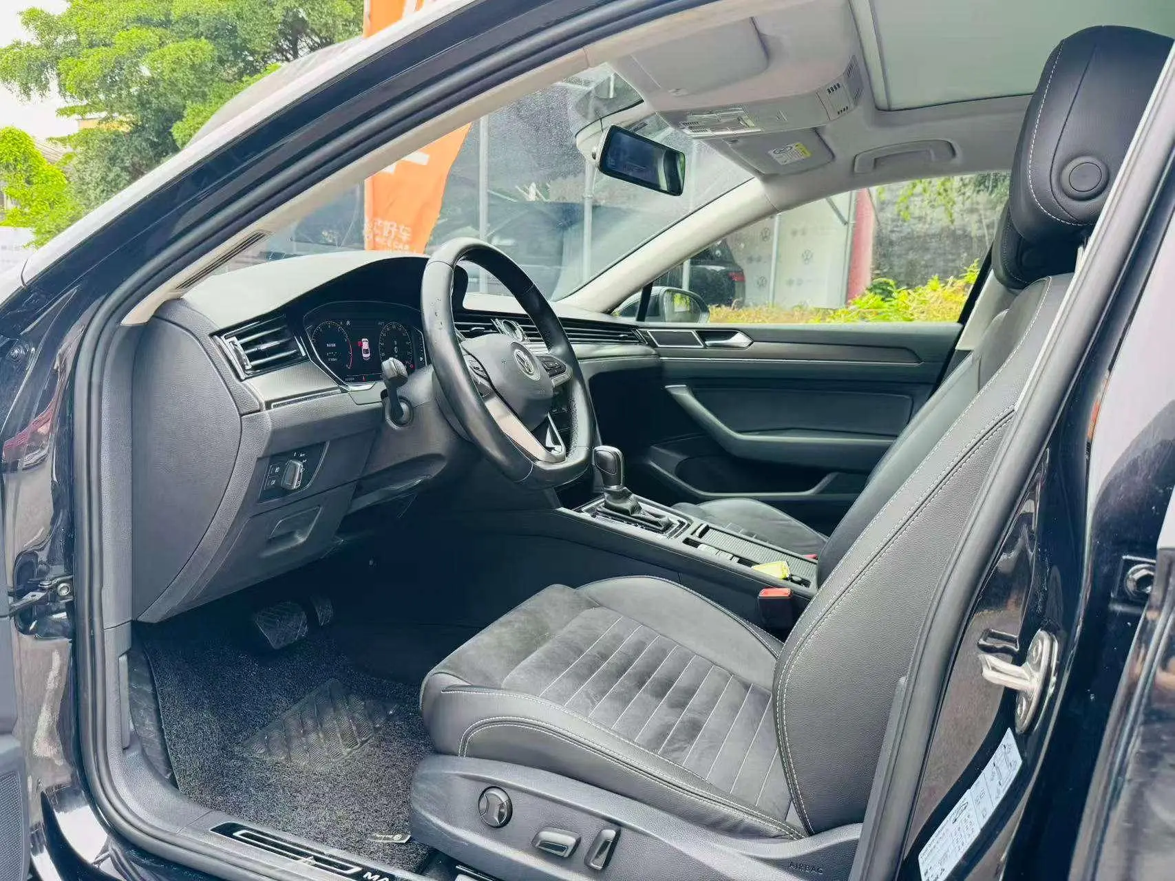 Volkswagen Magotan 330TSI DSG Luxury