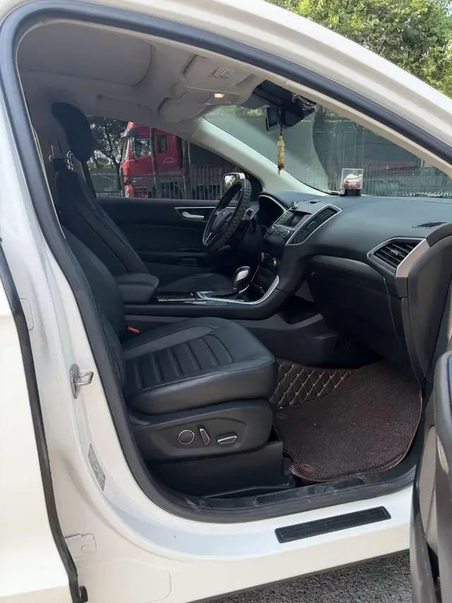 Ford Sharp World EcoBoost 245 two-wheel drive platinum sharp type 7-seater country V