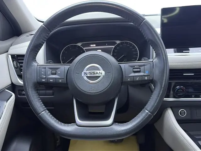 Nissan Qijun VC-Turbo 300 CVT 4WD Deluxe Edition