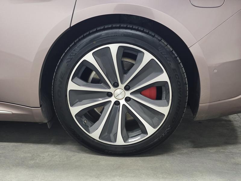 Luxeed Zhijie S7 2025