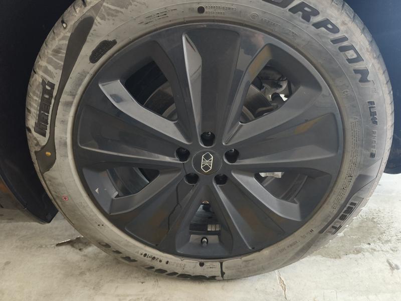Luxeed Luxeed R7 2026