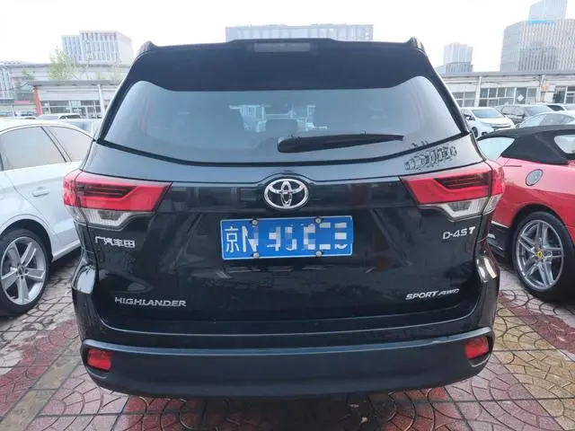 TOYOTA Highlander 2.0T four-wheel drive Deluxe Edition 7 seats