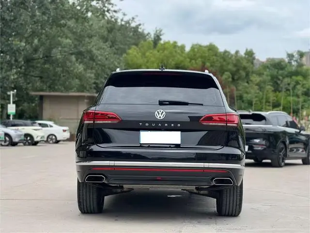 Volkswagen Touareg 2.0 TSI Ruiyi Edition Country VI
