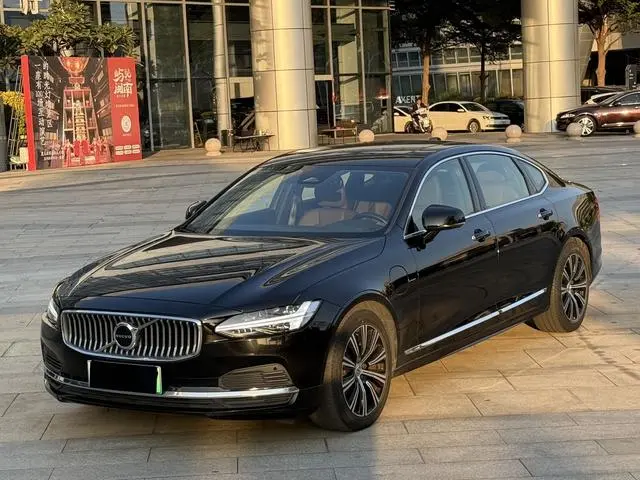 Volvo Volvo S90 PHEV T8 E-drive Hybrid Zhiyi Deluxe Edition